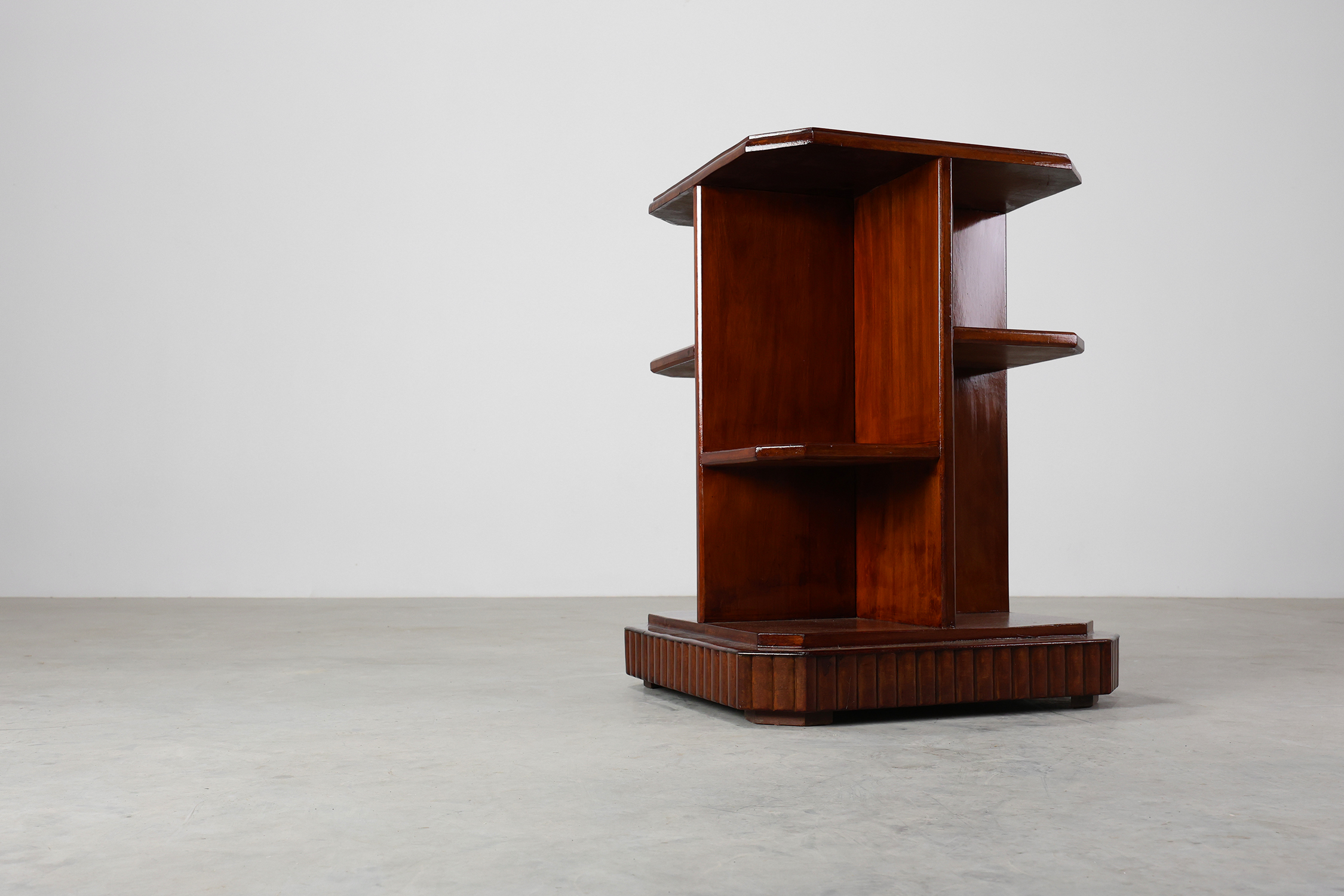 French Art Deco Side Table in Wood, circa 1920thumbnail